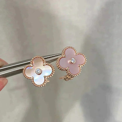 [CharmAries]クローバー ミディアム 1モチーフ ピンク モップ ダイヤモンド イヤリング