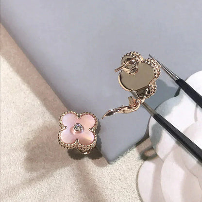 [CharmAries]クローバー ミディアム 1モチーフ ピンク モップ ダイヤモンド イヤリング